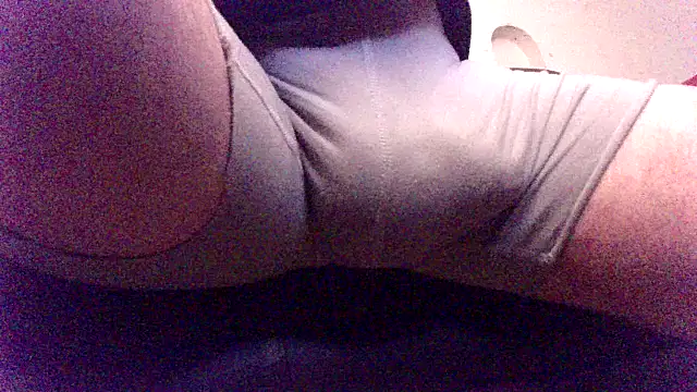 Snapshot of SDtinycok chatting on 01.18.26 SDtinycok online show from 01.18.26