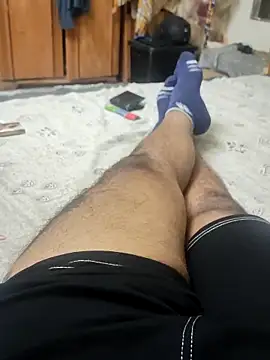 LargishSexiness online show from 12.21.25