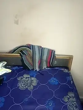 Snapshot of Sweet-Berry chatting on 12.25.24 Sweet-Berry online show from 12.25.24