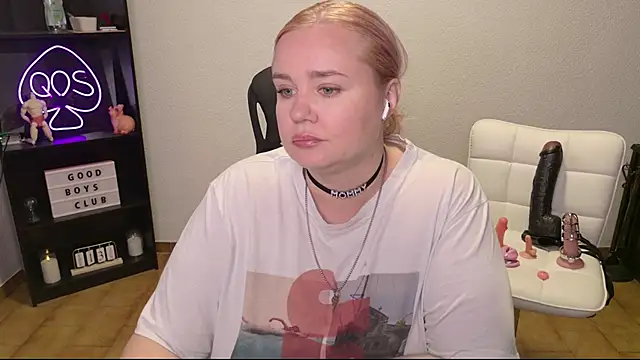 MargotGrey online show from 06.14.26