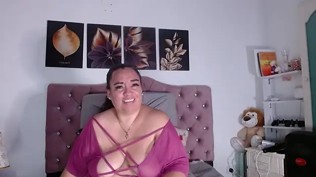 -helen online show from 10.21.25