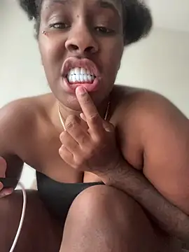Foreignthababyy online show from 04.27.26