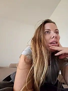 novaforyou1 online show from 10.27.25