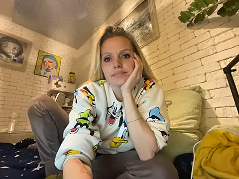 Angel girllovemy online show from 02.06.25