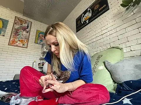 Angel girllovemy online show from 02.14.25