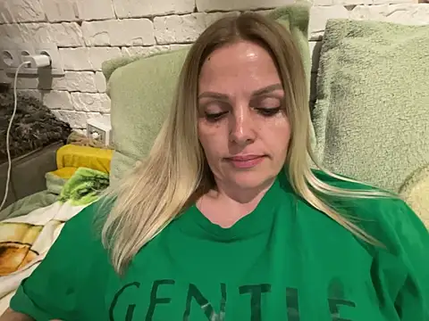 Angel girllovemy online show from 03.21.25