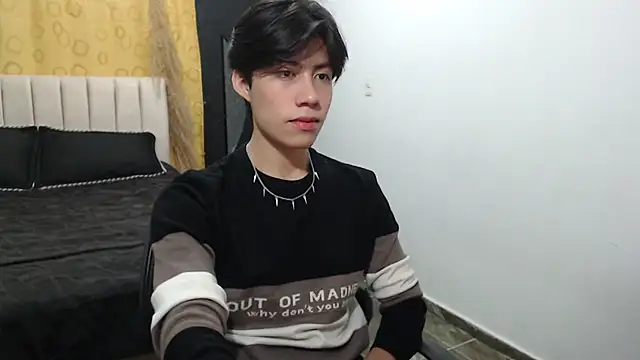 Elio-cam online show from 12.15.24