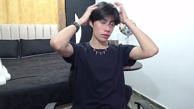 Elio-cam online show from 01.04.25