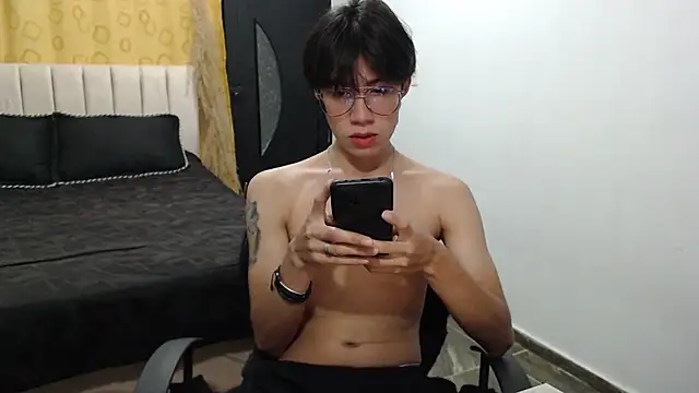 Elio-cam online show from 01.28.25