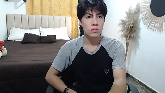 Elio-cam online show from 04.16.26