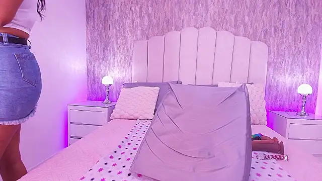 raven lilith  online show from 02.10.26