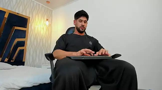 Petesevans online show from 02.22.25