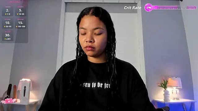 SophiaaStone online show from 11.08.25