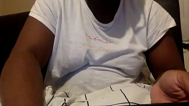 Snapshot of blacksexybeauty31 chatting on 03.11.25 blacksexybeauty31 online show from 03.11.25