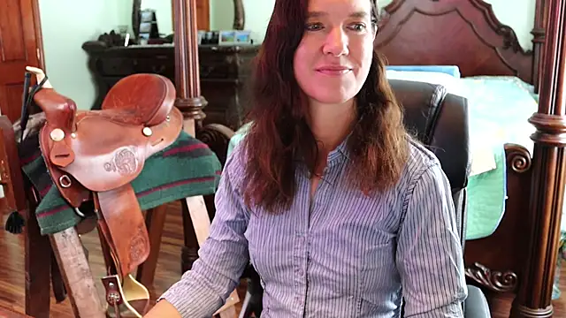 Snapshot of thornburyrose chatting on 12.01.25 thornburyrose online show from 12.01.25