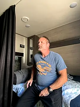 Snapshot of Bronco9602 chatting on 09.19.25 Bronco9602 online show from 09.19.25