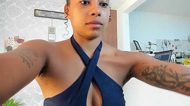 kelly thomson online show from 09.25.25