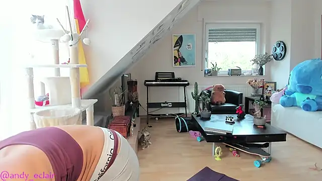 tinny williams online show from 10.13.25