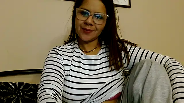 Snapshot of Sara_Brandon chatting on 02.15.26 Sara Brandon online show from 02.15.26