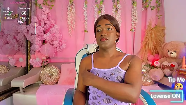 SammyGirlTS online show from 11.29.25