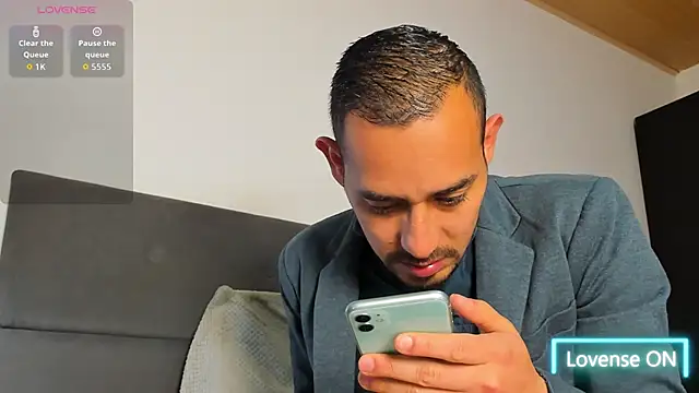 jhonyalzate2 online show from 03.01.26