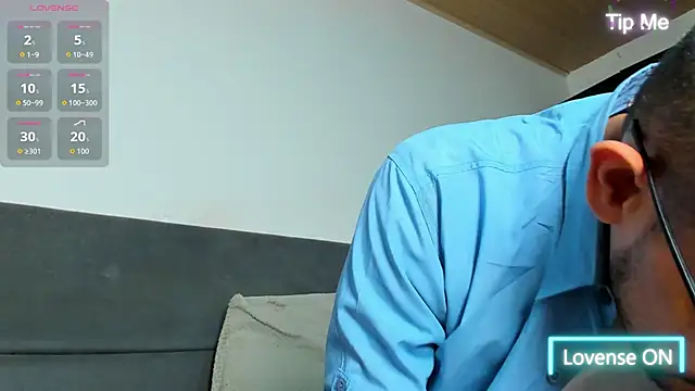 jhonyalzate2 online show from 06.17.26