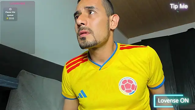 jhonyalzate2 online show from 07.23.26