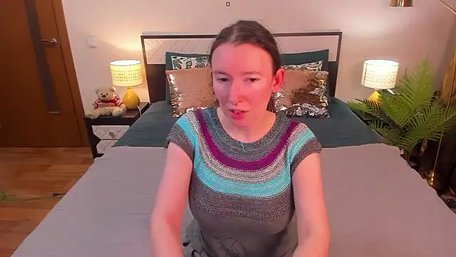 CatherineWalls online show from 04.06.26