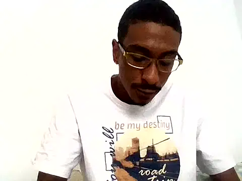 Snapshot of mellow_smoke chatting on 04.20.26 mellow smoke online show from 04.20.26