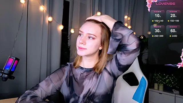 Snapshot of Ramona___ chatting on 12.28.24 Ramona online show from 12.28.24