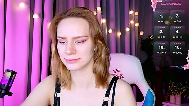 Snapshot of Ramona___ chatting on 12.31.24 Ramona online show from 12.31.24
