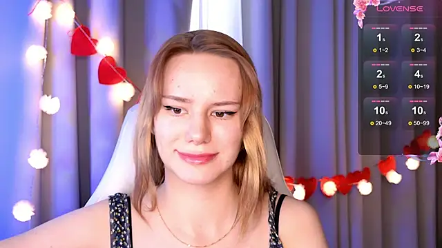 Snapshot of Ramona___ chatting on 02.18.25 Ramona online show from 02.18.25
