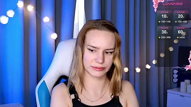 Snapshot of Ramona___ chatting on 02.22.25 Ramona online show from 02.22.25