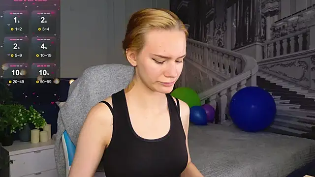 Snapshot of Ramona___ chatting on 09.28.25 Ramona online show from 09.28.25