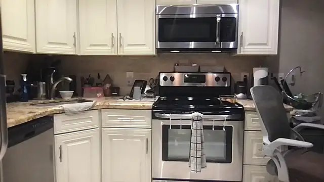 BigGuyMuscle online show from 09.24.25