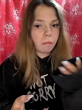 Zuli Kiska online show from 12.20.25