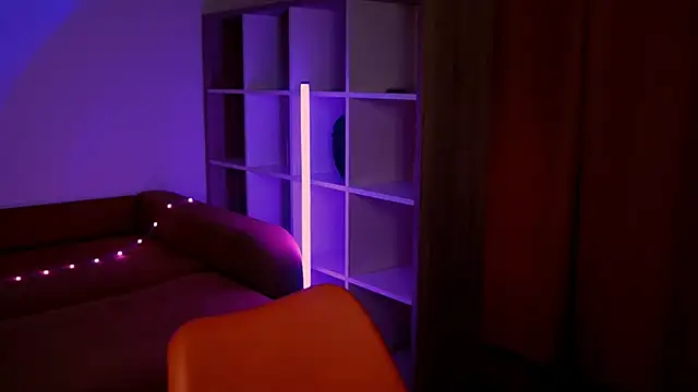 ItsAlisia online show from 10.05.25