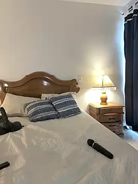 Snapshot of WowAna chatting on 03.06.25 WowAna online show from 03.06.25