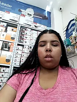 SaLomeJonees online show from 10.17.25
