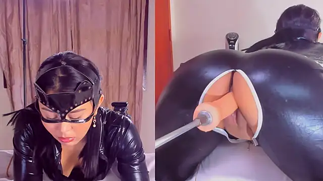 Snapshot of Angeli_Wu_ chatting on 10.14.25 Angeli Wu online show from 10.14.25