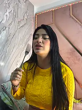 Snapshot of natalia-888 chatting on 11.22.25 natalia-888 online show from 11.22.25