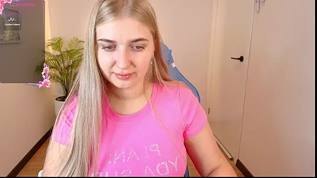 Adr1ana  online show from 09.19.25