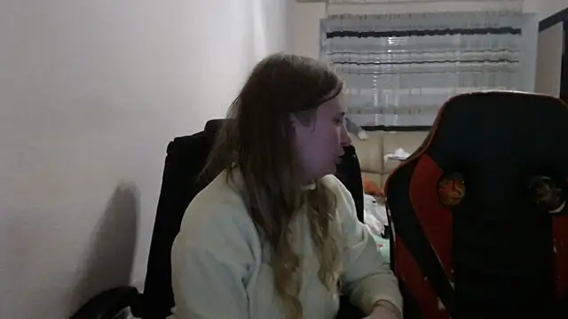 PeterAndJen online show from 11.05.25