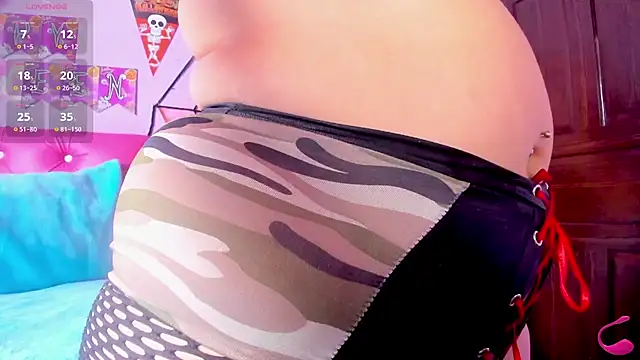 crissn0707 online show from 10.18.25