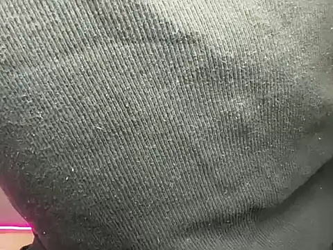 Snapshot of mcklister_kinky_feets chatting on 02.17.26 mcklister kinky feets online show from 02.17.26