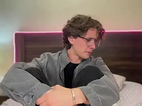 mcklister kinky feets online show from 03.15.26