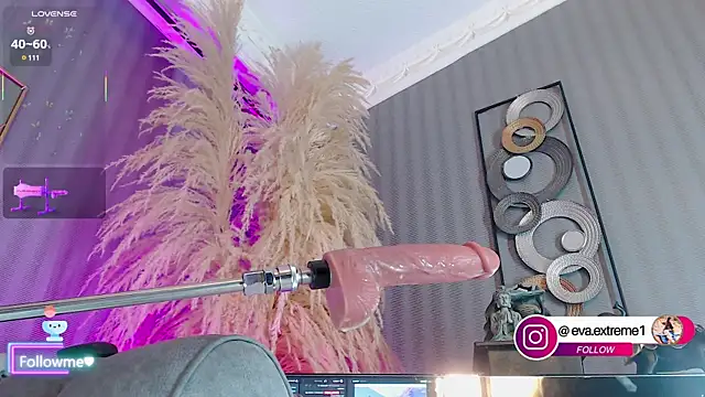 eva cuper online show from 03.10.25