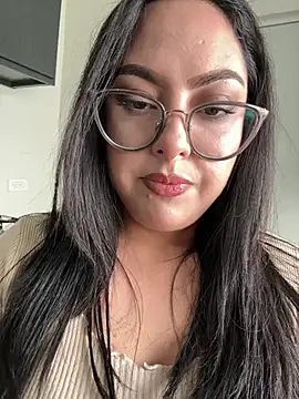 Snapshot of MileyGia chatting on 02.08.26 MileyGia online show from 02.08.26