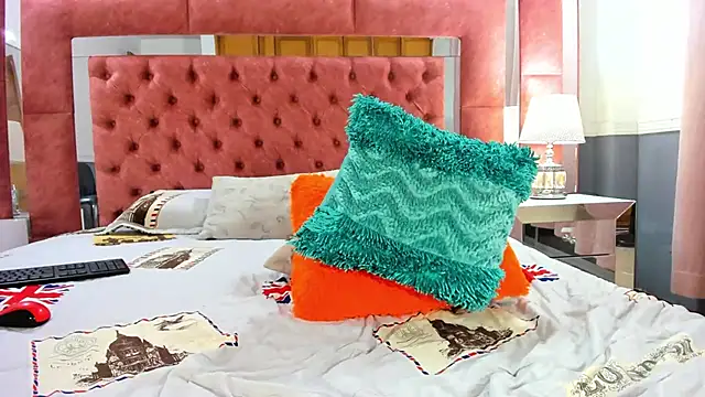 Snapshot of briana_wonder69xxx chatting on 02.04.25 briana wonder69xxx online show from 02.04.25