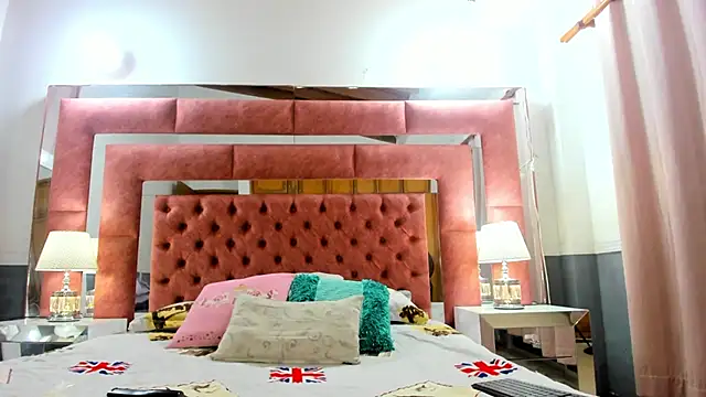 Snapshot of briana_wonder69xxx chatting on 03.15.25 briana wonder69xxx online show from 03.15.25